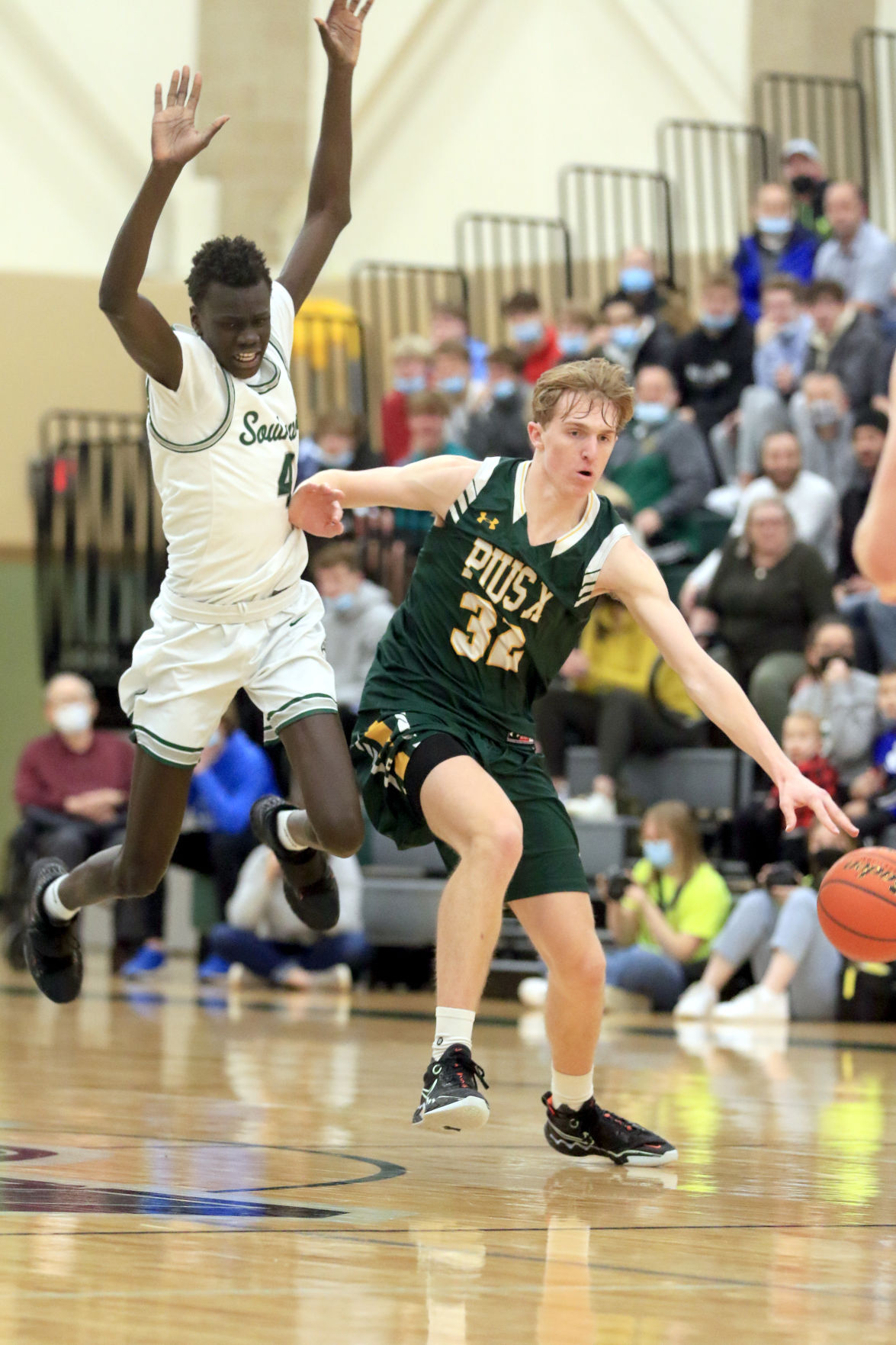 Lincoln Pius X at Lincoln Southwest boys, 1.7